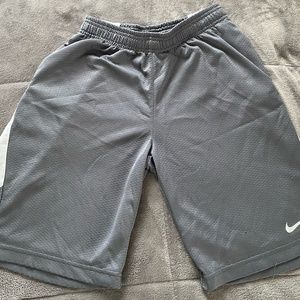Nike Shorts Size: Youth Medium